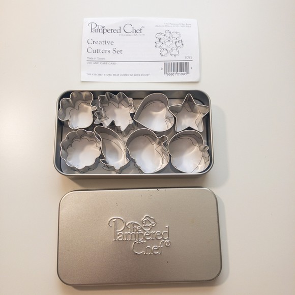 Pampered Chef Creative Mini Cookie Cutters Set - Picture 2 of 5